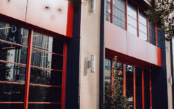 BUILD_Midphotos_garagedoor